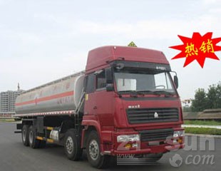 東風(fēng)CSC5312GJYZ斯太爾油罐車