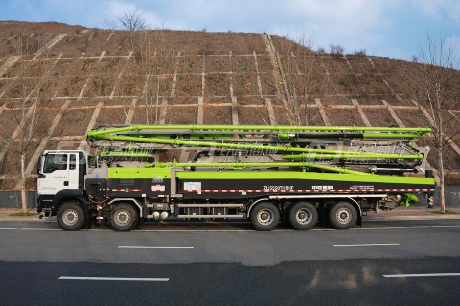 中聯(lián)重科ZLJ5550THBKF 68X-6RZ五橋68M重汽汕德卡國(guó)六泵車